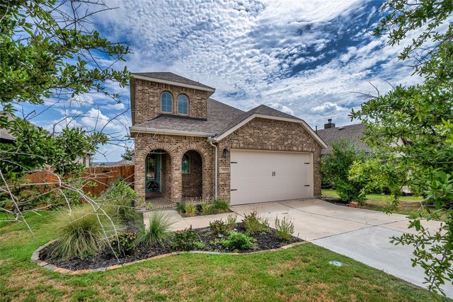 7525 Desert Needle DR, Lago Vista, TX 78645