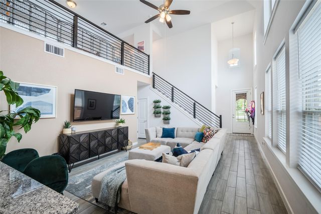 7525 Desert Needle DR, Lago Vista, TX 78645