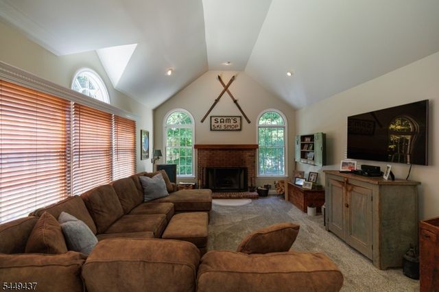 11 Donna Lane, Mount Olive Twp., NJ 07836