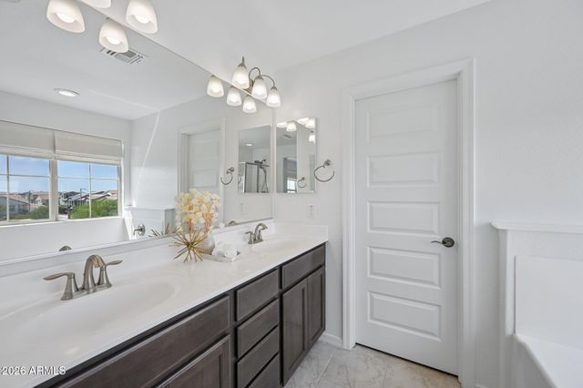 14221 W Hackamore Drive, Surprise, AZ 85387