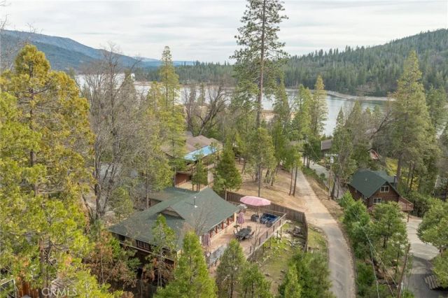 39173 Ski Slope, Bass Lake, CA 93604