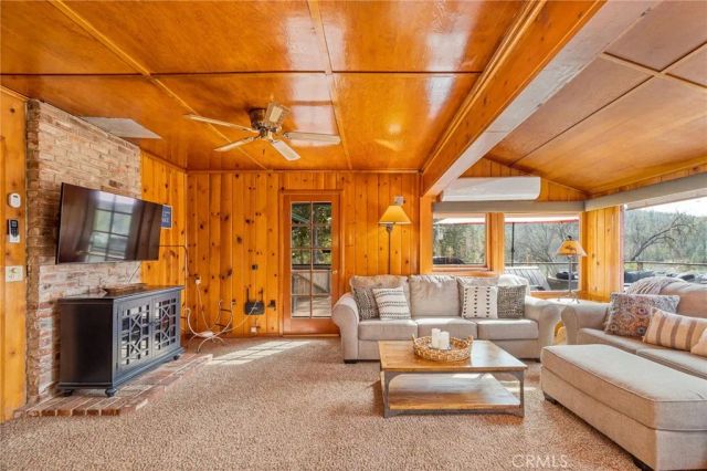 39173 Ski Slope, Bass Lake, CA 93604