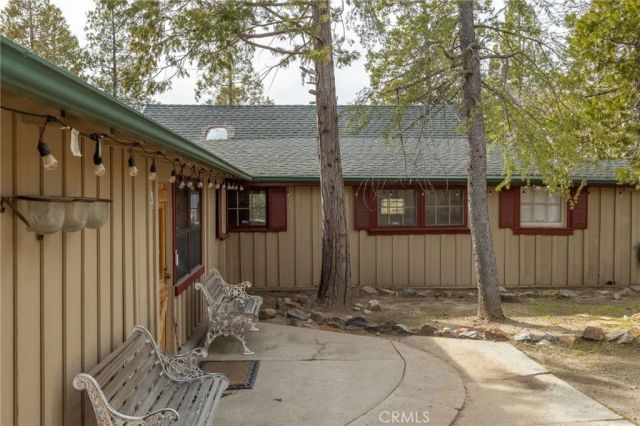 39173 Ski Slope, Bass Lake, CA 93604