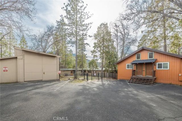 39173 Ski Slope, Bass Lake, CA 93604