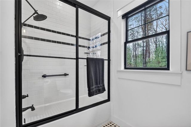 29 Robert Drive, Ellijay, GA 30536