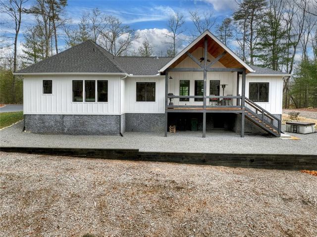 29 Robert Drive, Ellijay, GA 30536