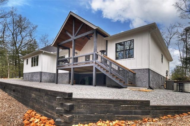 29 Robert Drive, Ellijay, GA 30536