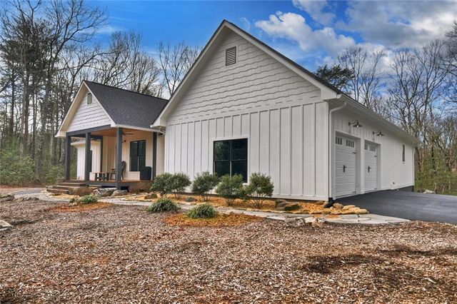 29 Robert Drive, Ellijay, GA 30536