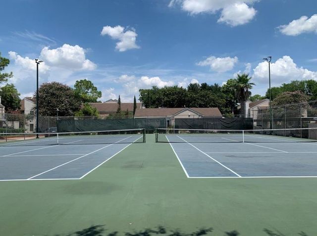 7950 N Stadium Drive 198, Houston, TX 77030