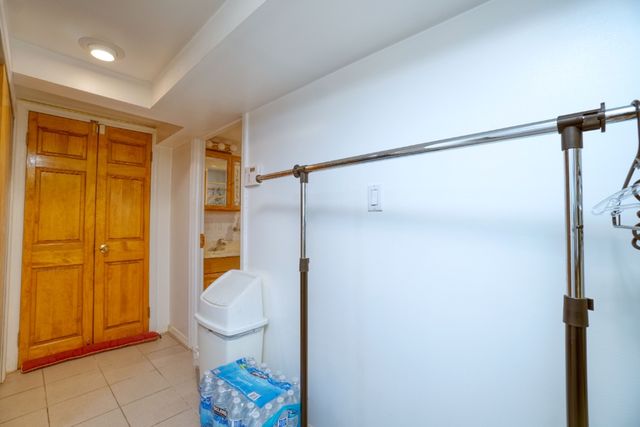 6310 Saunders St, New York City, NY 11374