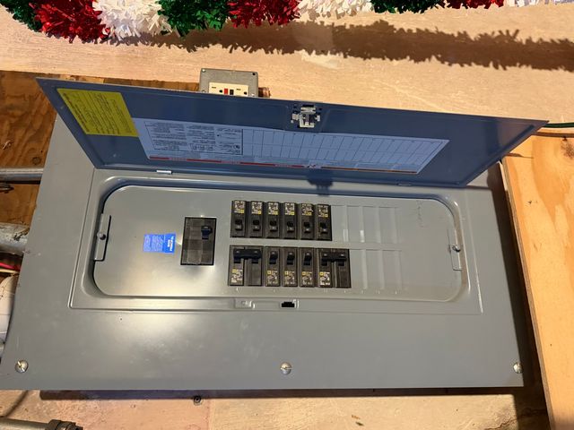 1916 Loomis Street, Rockford, IL 61102