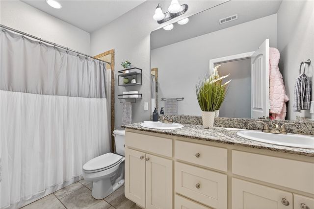 201 Cisterna Drive, Centerton, AR 72719