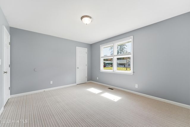 127 King Street, Jacksonville, NC 28540