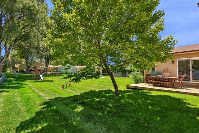 885 4th Street, Waukee, IA 50263