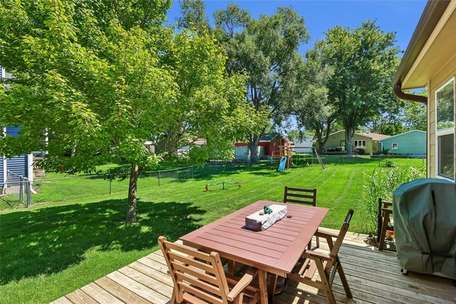 885 4th Street, Waukee, IA 50263
