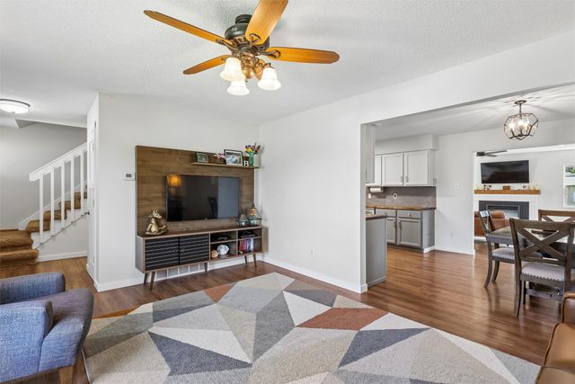 885 4th Street, Waukee, IA 50263
