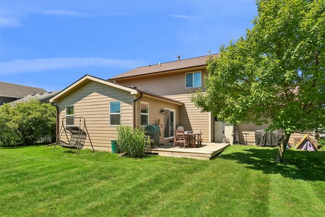 885 4th Street, Waukee, IA 50263