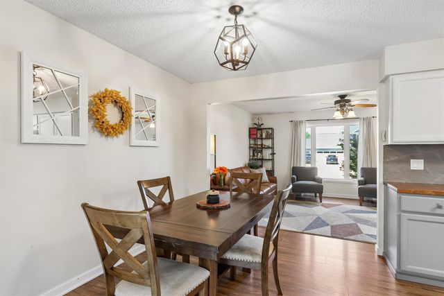885 4th Street, Waukee, IA 50263