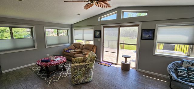 8736 Nicole Drive, Fort Wayne, IN 46806