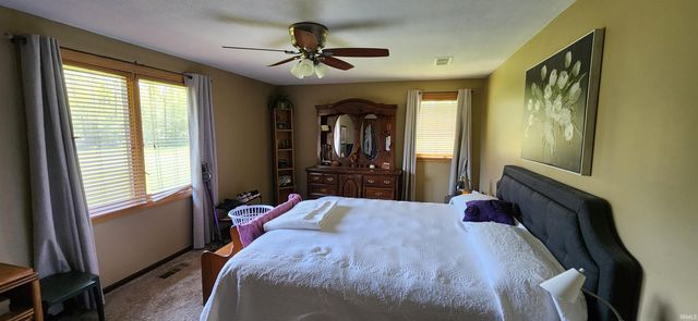 8736 Nicole Drive, Fort Wayne, IN 46806