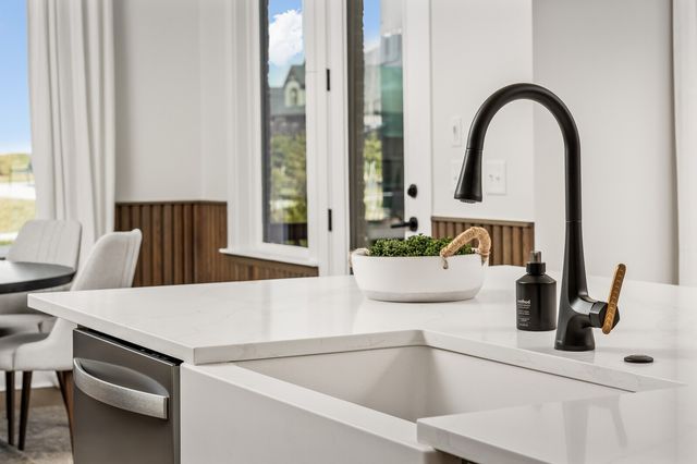 7262 Florim Ct, Fairview, TN 37062