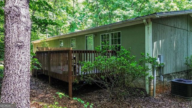 1064 Martin Griffeth Road, Hull, GA 30646