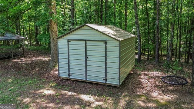 1064 Martin Griffeth Road, Hull, GA 30646