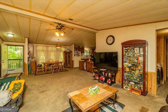 1064 Martin Griffeth Road, Hull, GA 30646