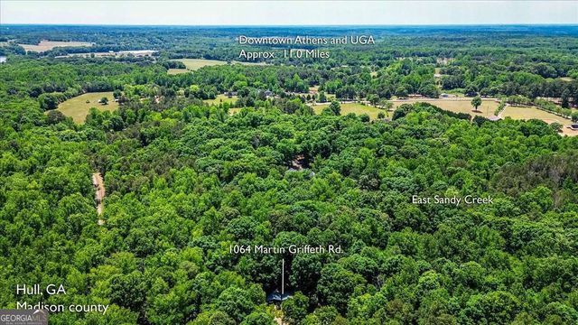 1064 Martin Griffeth Road, Hull, GA 30646