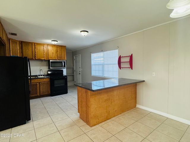 3133 E 8th Street, Panama City, FL 32401