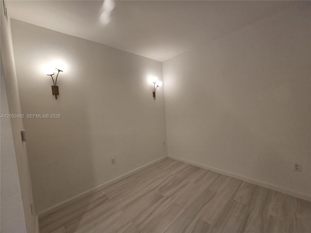 50 Biscayne Boulevard 804, Miami, FL 33132