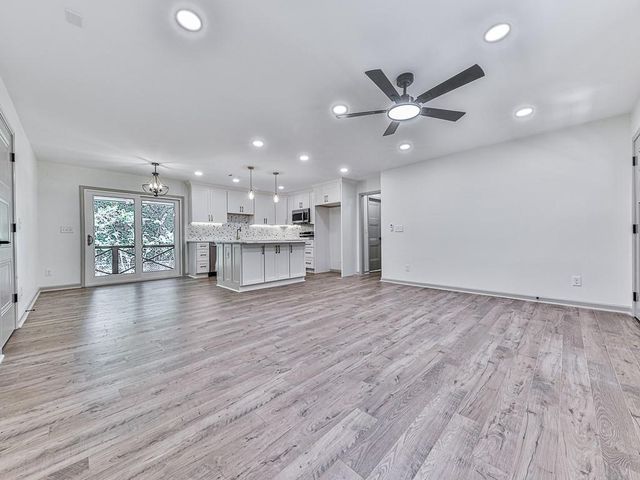 221 Wonewok Drive, Canton, GA 30114