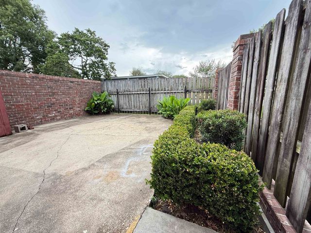 163 Tetreau St, Thibodaux, LA 70301