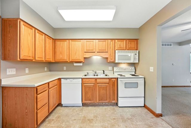 1700 E Linker Road, Columbia City, IN 46725