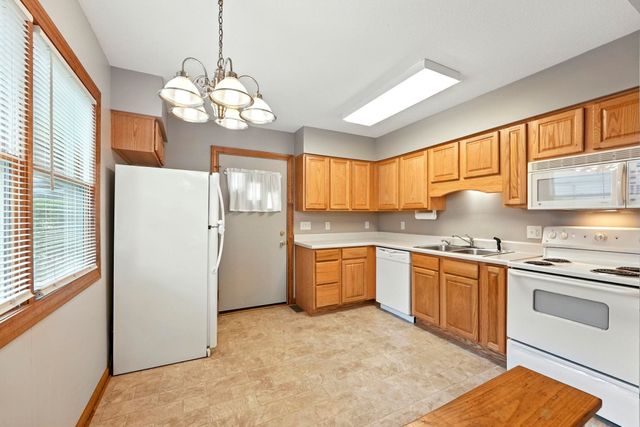 1700 E Linker Road, Columbia City, IN 46725