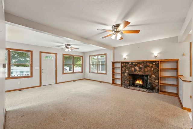 1700 E Linker Road, Columbia City, IN 46725