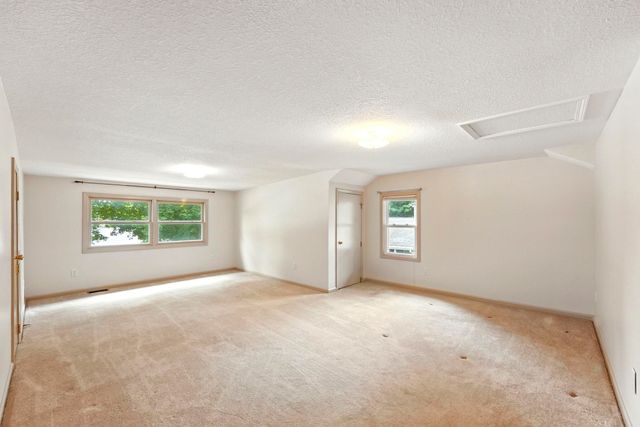 1700 E Linker Road, Columbia City, IN 46725