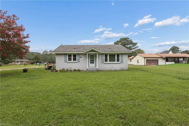 3070 Friends RD, Hayes, VA 23072