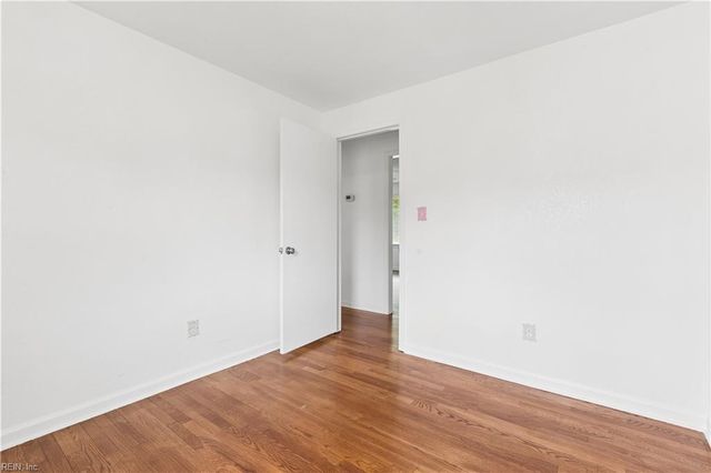 3070 Friends RD, Hayes, VA 23072