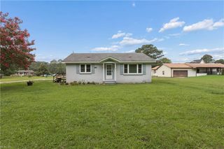 3070 Friends RD, Hayes, VA 23072