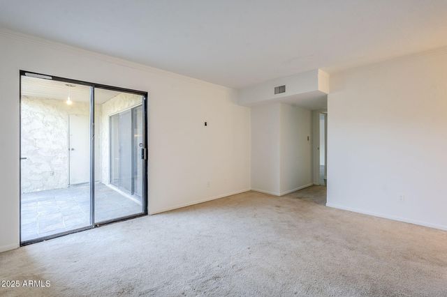 4950 N MILLER Road 135, Scottsdale, AZ 85251