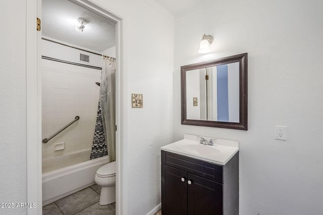 4950 N MILLER Road 135, Scottsdale, AZ 85251