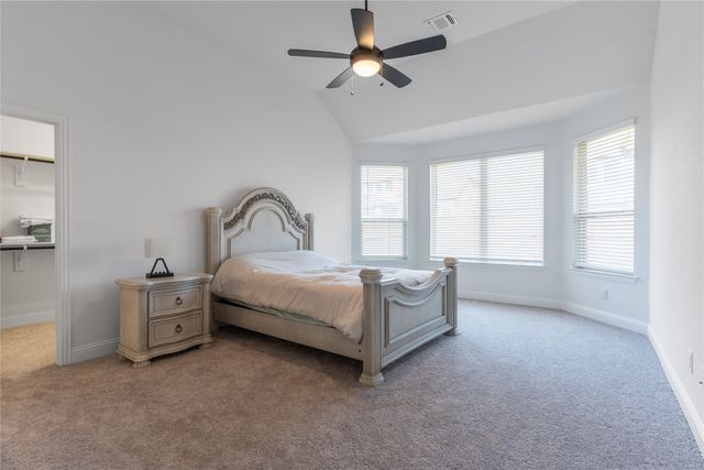 5200 Woodway Drive, Denton, TX 76226