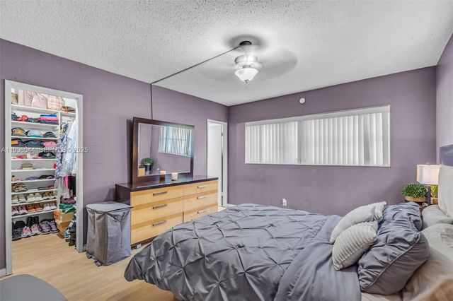 4900 Washington St 202, Hollywood, FL 33021