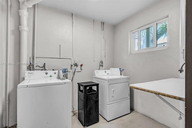 4900 Washington St 202, Hollywood, FL 33021