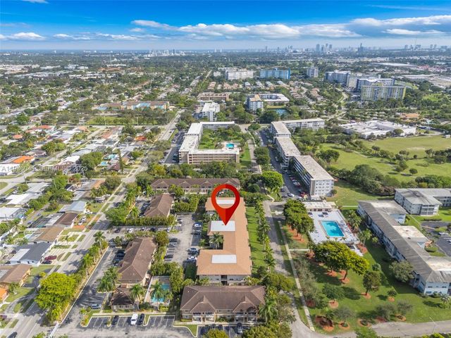 4900 Washington St 202, Hollywood, FL 33021