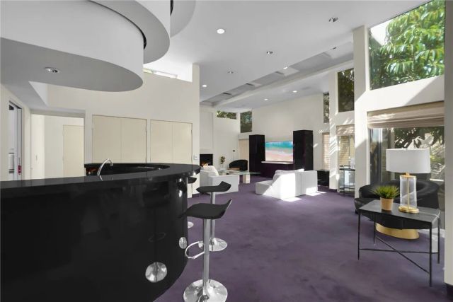 3016 Dona Susana Drive, Studio City, CA 91604