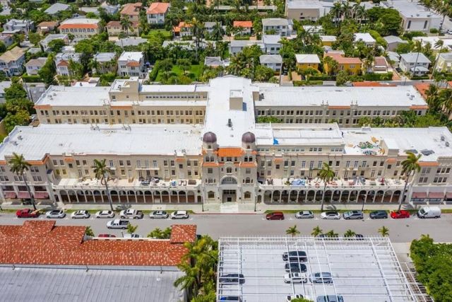 235 Sunrise Avenue Unit 2016, Palm Beach, FL 33480