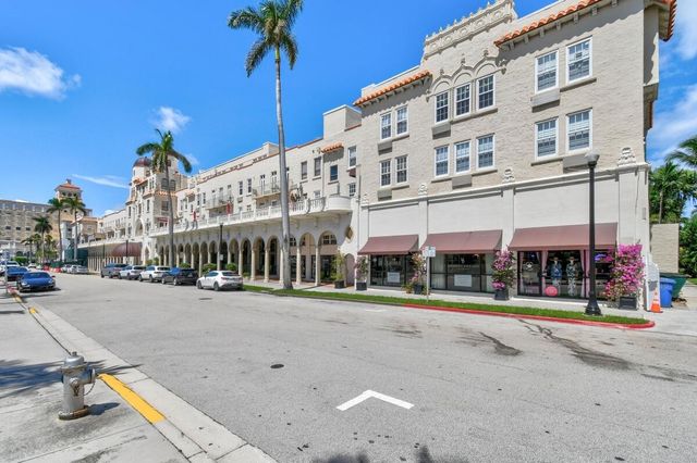 235 Sunrise Avenue Unit 2016, Palm Beach, FL 33480