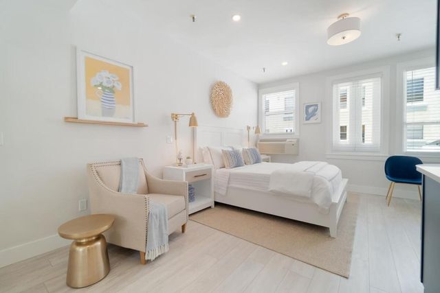 235 Sunrise Avenue Unit 2016, Palm Beach, FL 33480